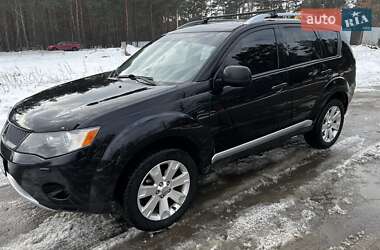 Позашляховик / Кросовер Mitsubishi Outlander XL 2007 в Новояворівську