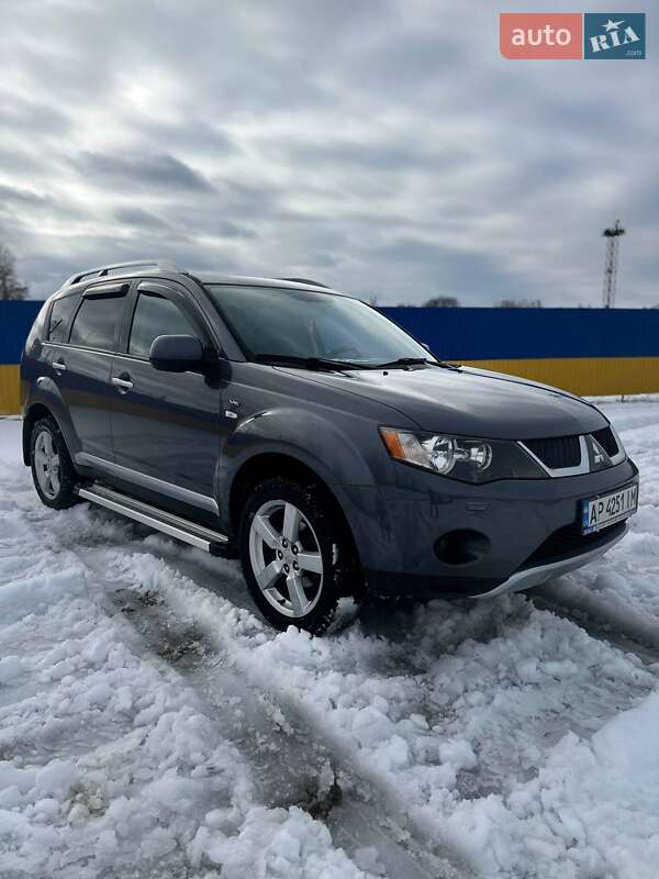 Mitsubishi Outlander XL 2008 Mitsubishi Outlander XL 2008