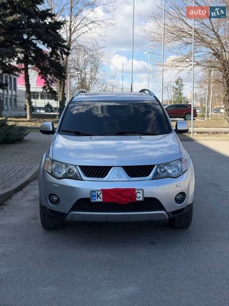 Mitsubishi Outlander XL 2009 Mitsubishi Outlander XL 2009