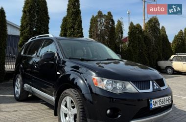 Внедорожник / Кроссовер Mitsubishi Outlander XL 2007 в Житомире