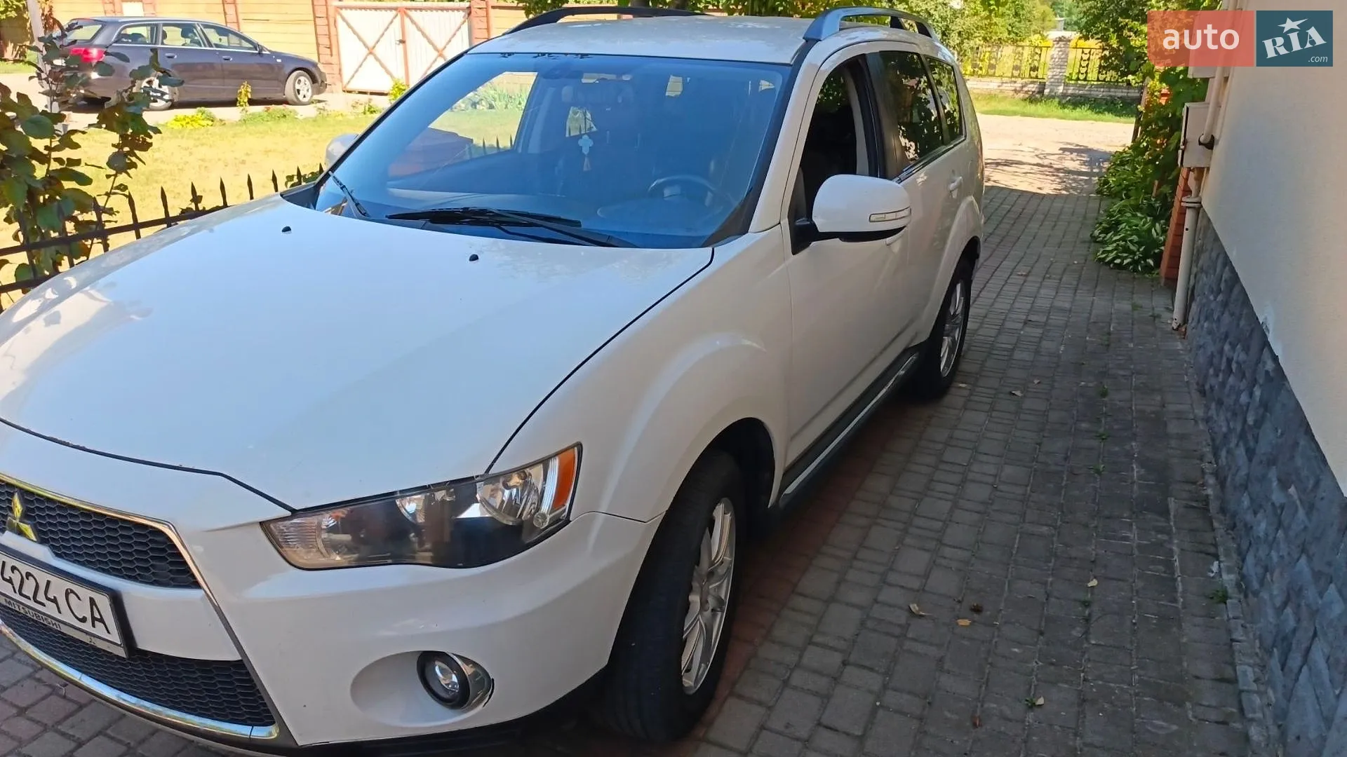 2010 Mitsubishi Outlander - мініатюра 5