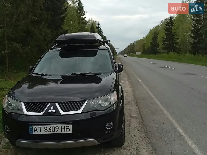 Mitsubishi Outlander XL