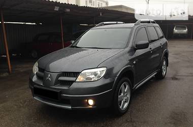 Внедорожник / Кроссовер Mitsubishi Outlander 2008 в 