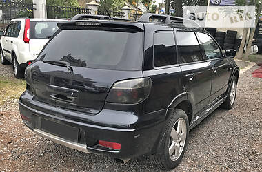 Внедорожник / Кроссовер Mitsubishi Outlander 2005 в Одессе