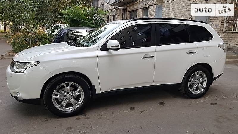 Позашляховик / Кросовер Mitsubishi Outlander 2012 в Харкові фото 4 Позашляховик / Кросовер Mitsubishi Outlander 2012 в Харкові