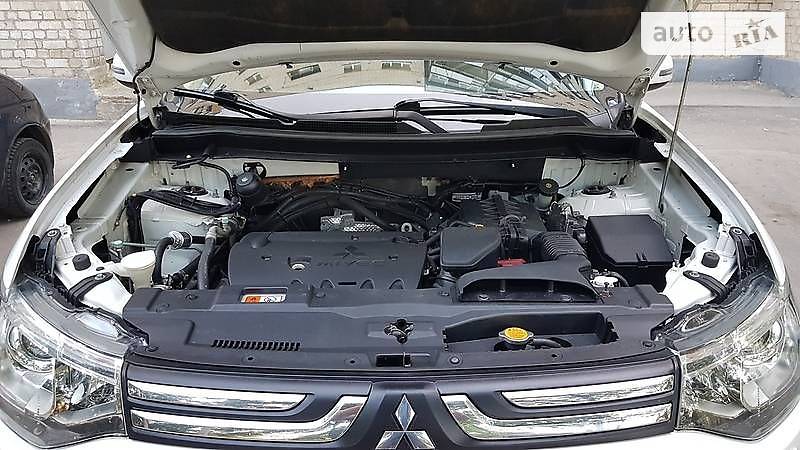 Позашляховик / Кросовер Mitsubishi Outlander 2012 в Харкові фото 15 Позашляховик / Кросовер Mitsubishi Outlander 2012 в Харкові