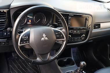 Внедорожник / Кроссовер Mitsubishi Outlander 2015 в Тернополе