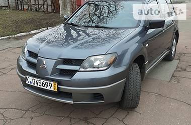 Внедорожник / Кроссовер Mitsubishi Outlander 2004 в Киеве