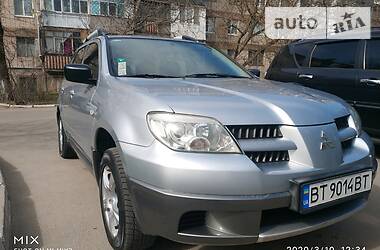 Внедорожник / Кроссовер Mitsubishi Outlander 2005 в Херсоне