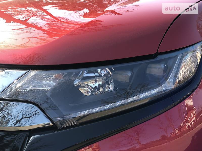 Позашляховик / Кросовер Mitsubishi Outlander 2017 в Києві фото 32 Позашляховик / Кросовер Mitsubishi Outlander 2017 в Києві