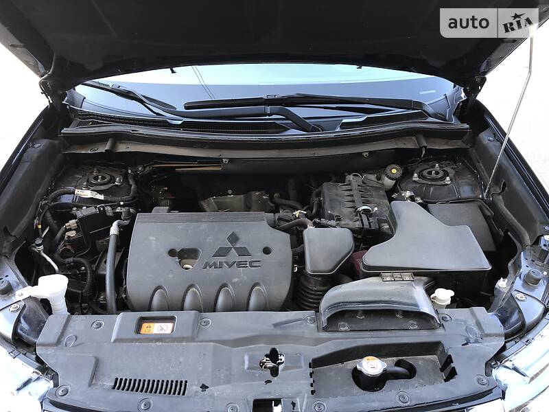 Позашляховик / Кросовер Mitsubishi Outlander 2018 в Вознесенську фото 9 Позашляховик / Кросовер Mitsubishi Outlander 2018 в Вознесенську