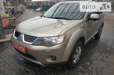 Позашляховик / Кросовер Mitsubishi Outlander 2009 в 