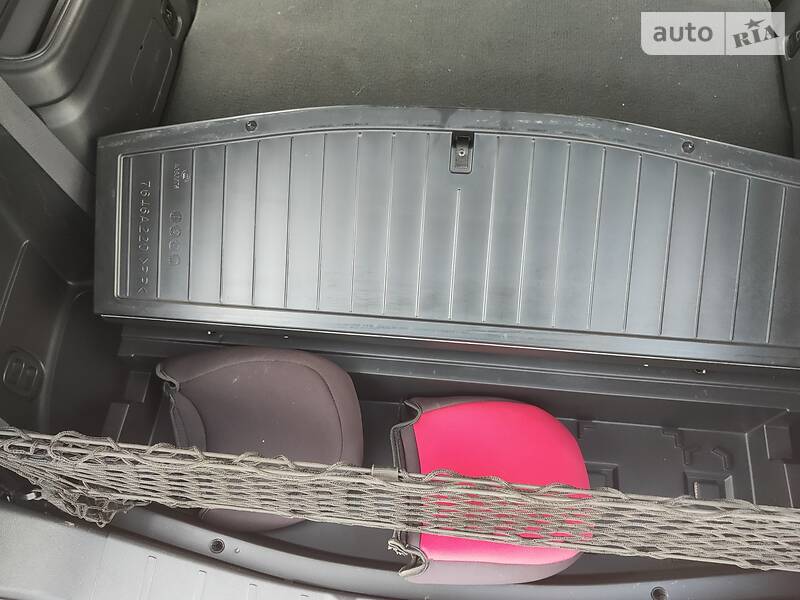 Позашляховик / Кросовер Mitsubishi Outlander 2015 в Новомосковську