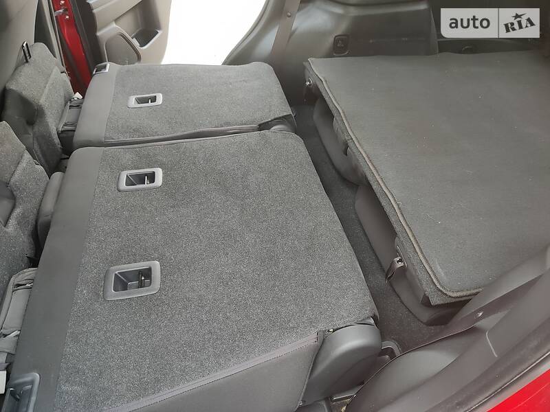 Позашляховик / Кросовер Mitsubishi Outlander 2015 в Новомосковську