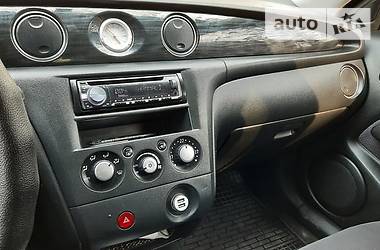 Позашляховик / Кросовер Mitsubishi Outlander 2004 в 