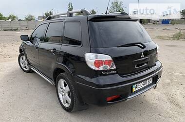 Позашляховик / Кросовер Mitsubishi Outlander 2007 в 