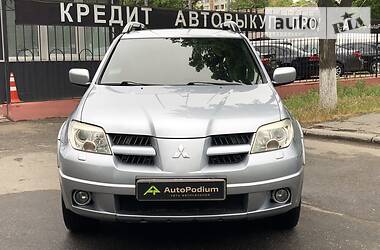 Внедорожник / Кроссовер Mitsubishi Outlander 2006 в Николаеве