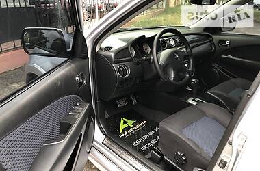 Внедорожник / Кроссовер Mitsubishi Outlander 2006 в Николаеве