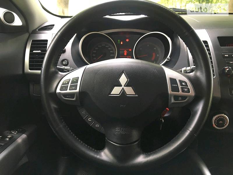 Позашляховик / Кросовер Mitsubishi Outlander 2007 в Калуші