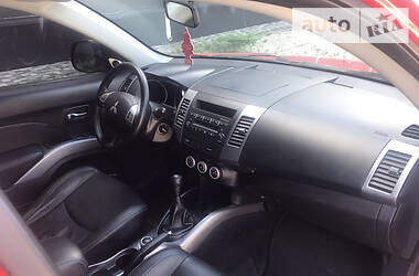 Позашляховик / Кросовер Mitsubishi Outlander 2007 в 