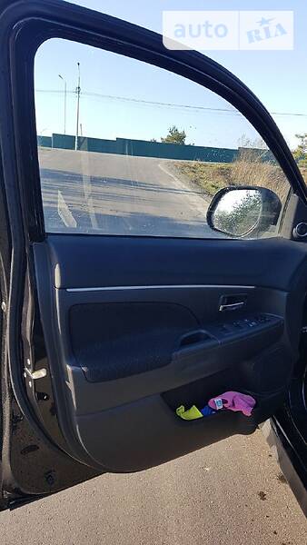 Внедорожник / Кроссовер Mitsubishi Outlander 2012 в Киеве