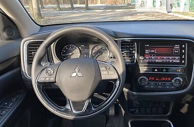 Внедорожник / Кроссовер Mitsubishi Outlander 2018 в Киеве