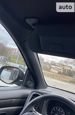 Позашляховик / Кросовер Mitsubishi Outlander 2017 в Львові