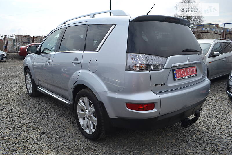 Позашляховик / Кросовер Mitsubishi Outlander 2010 в Хмельницькому