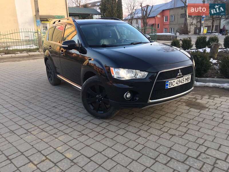 Mitsubishi Outlander 2010