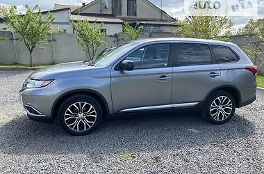 Внедорожник / Кроссовер Mitsubishi Outlander 2018 в Изяславе