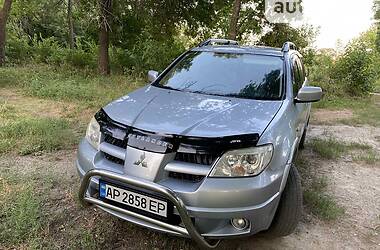 Позашляховик / Кросовер Mitsubishi Outlander 2007 в 