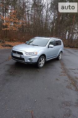 Внедорожник / Кроссовер Mitsubishi Outlander 2010 в Хмельницком