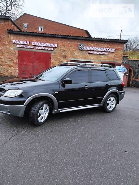 Универсал Mitsubishi Outlander 2005 в Городище