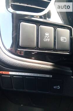 Позашляховик / Кросовер Mitsubishi Outlander 2018 в Буську