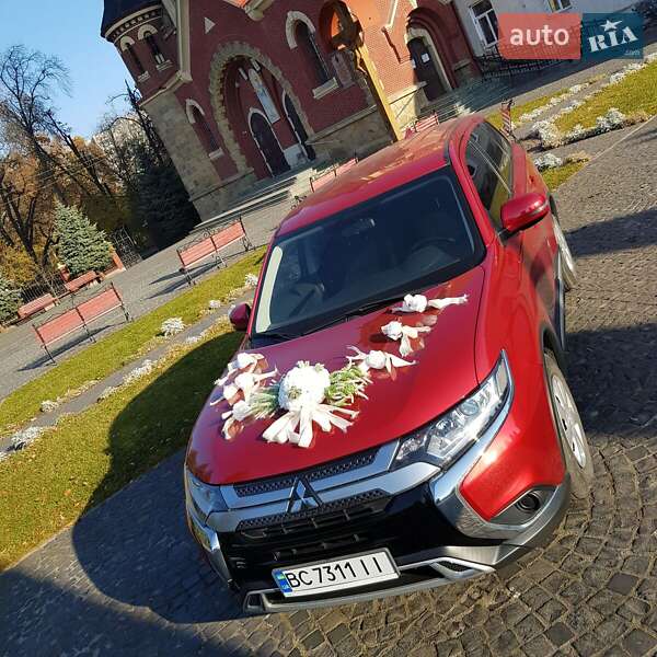 Внедорожник / Кроссовер Mitsubishi Outlander 2018 в Львове фото 4 Внедорожник / Кроссовер Mitsubishi Outlander 2018 в Львове
