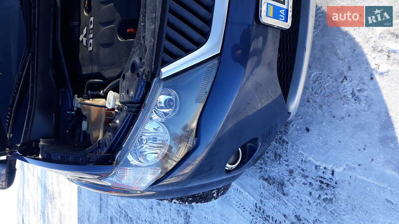 Позашляховик / Кросовер Mitsubishi Outlander 2007 в Бориславі
