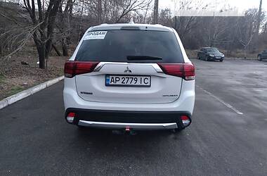 Позашляховик / Кросовер Mitsubishi Outlander 2017 в Запоріжжі