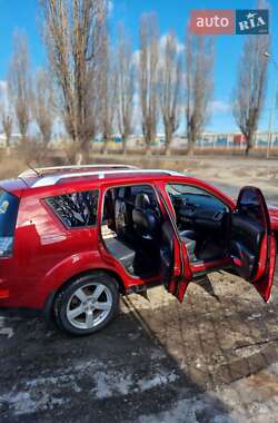 Внедорожник / Кроссовер Mitsubishi Outlander 2008 в Черноморске