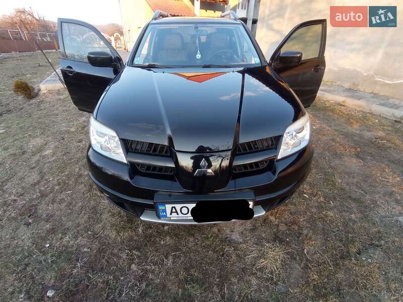 Хэтчбек Mitsubishi Outlander 2008 в Виноградове