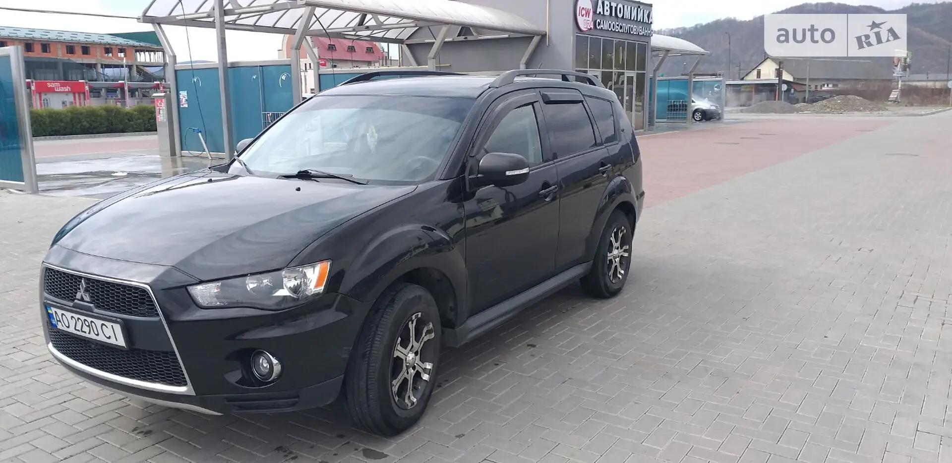 2011 Mitsubishi Outlander - мініатюра 9