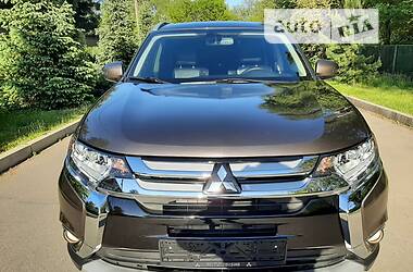 Внедорожник / Кроссовер Mitsubishi Outlander 2018 в Запорожье