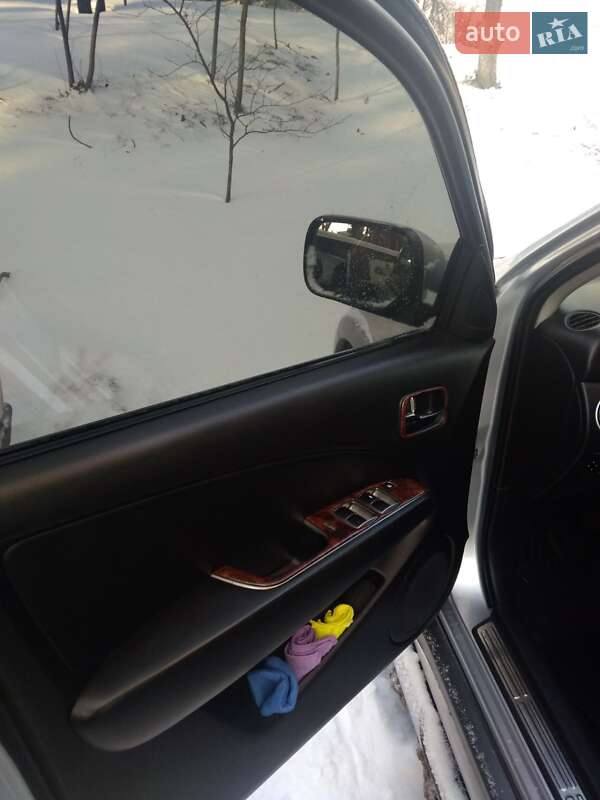Внедорожник / Кроссовер Mitsubishi Outlander 2006 в Львове