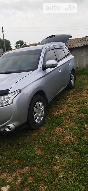 Універсал Mitsubishi Outlander 2013 в Балаклії