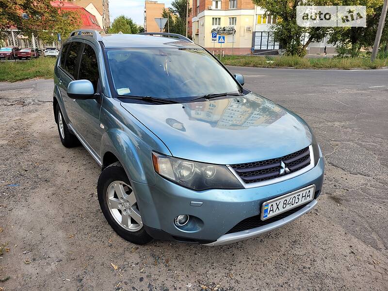 Позашляховик / Кросовер Mitsubishi Outlander 2008 в Полтаві