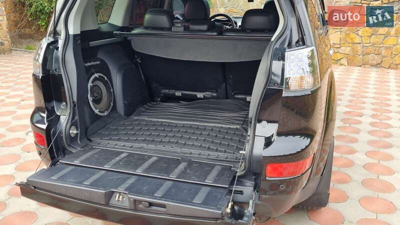 Позашляховик / Кросовер Mitsubishi Outlander 2007 в Бершаді фото 36 Позашляховик / Кросовер Mitsubishi Outlander 2007 в Бершаді