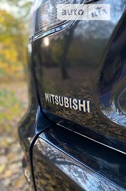 Позашляховик / Кросовер Mitsubishi Outlander 2010 в Жовтих Водах