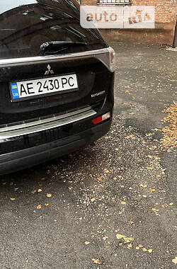 Внедорожник / Кроссовер Mitsubishi Outlander 2013 в Кривом Роге