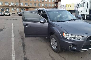 Внедорожник / Кроссовер Mitsubishi Outlander 2010 в Черкассах