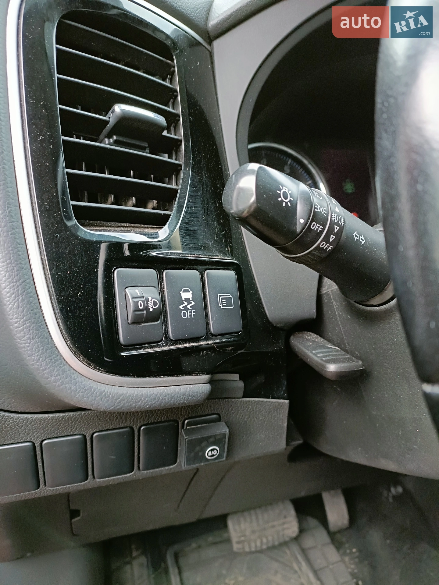 2015 Mitsubishi Outlander - мініатюра 20