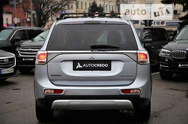 Позашляховик / Кросовер Mitsubishi Outlander 2014 в Харкові